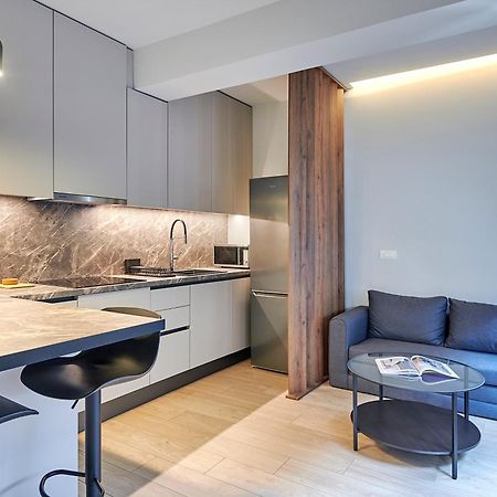 City-Center Apartment In Vibrant Monastiraki, Athens Ngoại thất bức ảnh