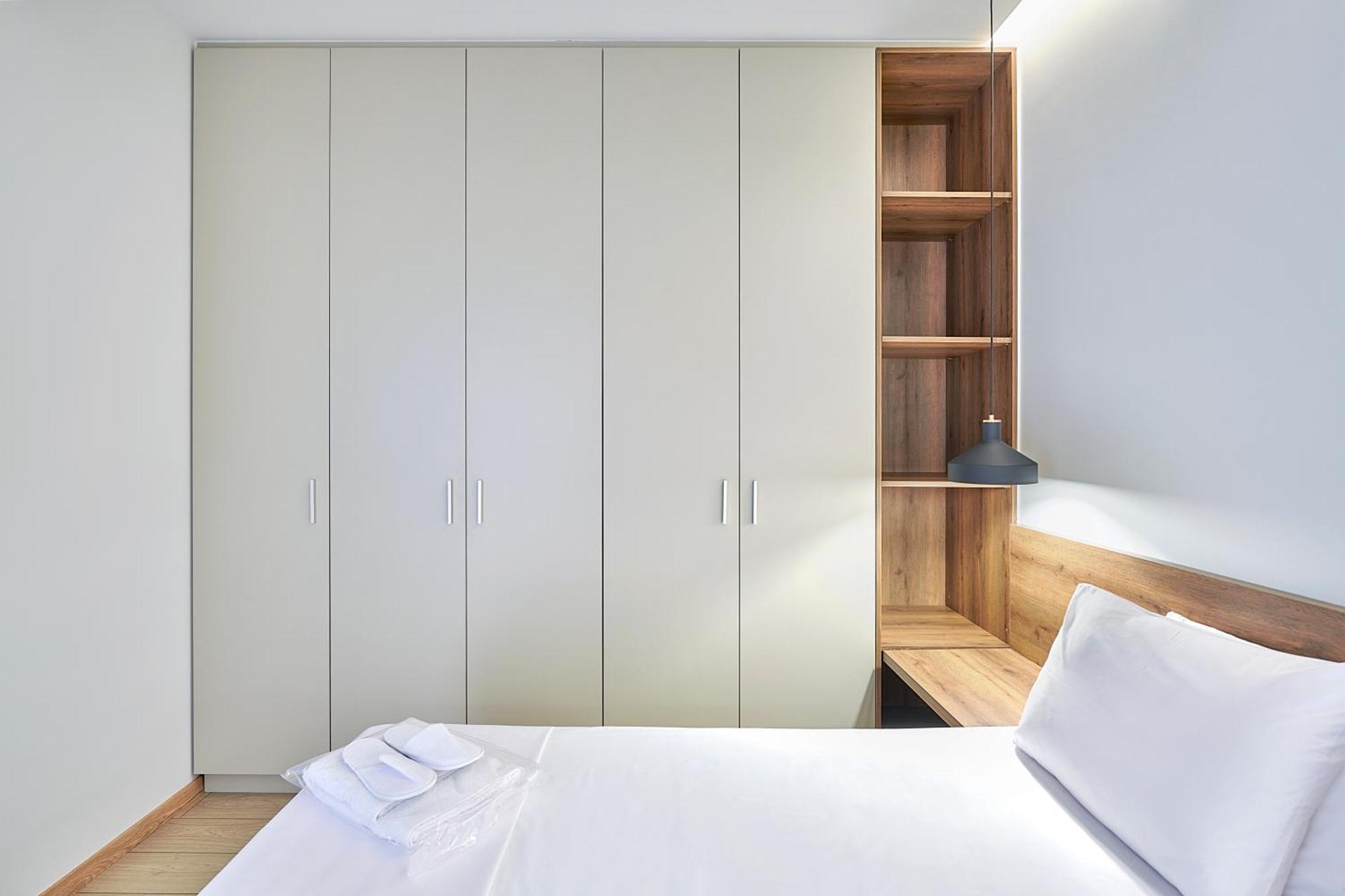 City-Center Apartment In Vibrant Monastiraki, Athens Ngoại thất bức ảnh